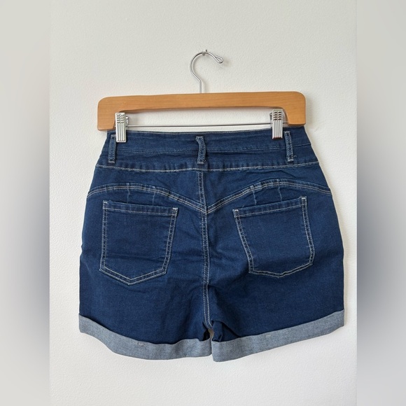 Romastory High Waisted Stretch Denim Shorts – Medium & Large – NWT - Picture 5 of 7